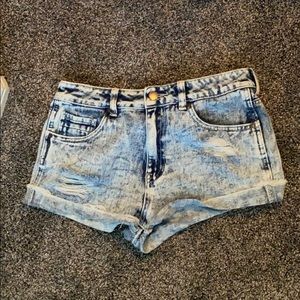 Kendall & Kylie Pac Sun high waisted shorts